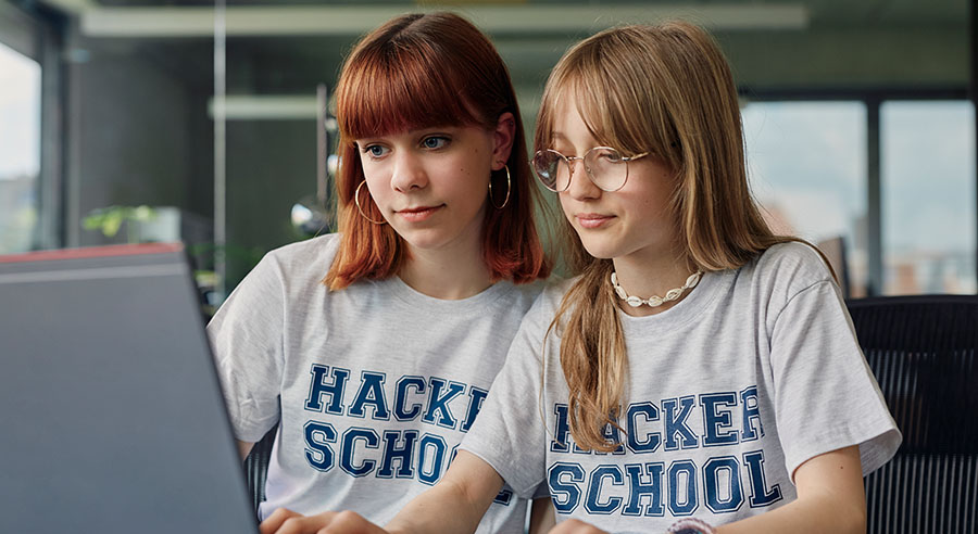 Hacker School@home HTML & CSS powered by BROCKHAUS AG