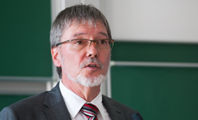Prof. Dr. Seckler, Universität Potsdam, Vizepräsident für Forschung und wissenschaftlichen Nachwuchs